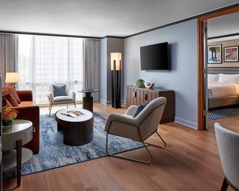 The Opus Westchester, Autograph Collection - White Plains - Вітальня
