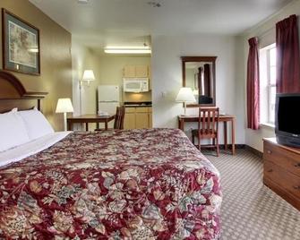 Intown Suites Extended Stay New Orleans La - Metairie - Metairie - Soverom