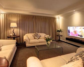Cinnamon Boutique Guest House - Wilderness - Sala de estar