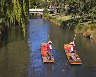 Canterbury House Backpackers - Christchurch