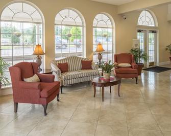 The Suites at Fall Creek - Branson - Lobby