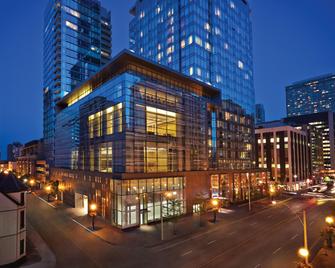 Four Seasons Hotel Toronto - Toronto - Building