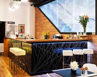 Art Hotel Like - Zagreb - Bar