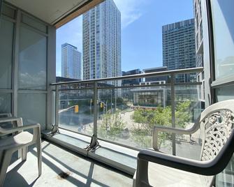 Waterfront Boutique Suites - Toronto - Balcón