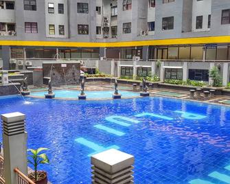 Apart Laguna Lobby Utama Lt 17 - Yakarta - Pileta