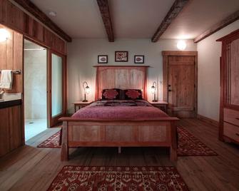 The Squibb Houses - Cambria - Camera da letto