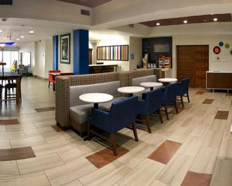 Holiday Inn Express & Suites Decatur - Decatur - Restaurante
