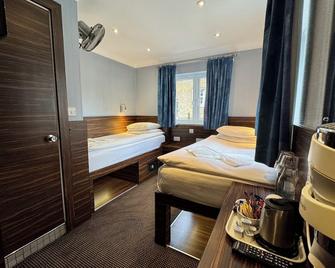 Crestfield Hotel - London - Bedroom