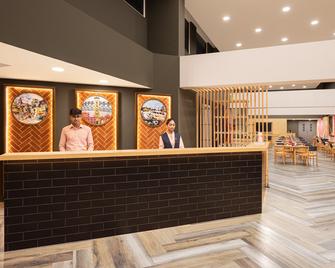 Ginger Ahmedabad Vastrapur - Ahmedabad - Front desk
