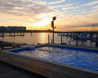 Osaka Hokko Marina Hull - Osaka - Piscina
