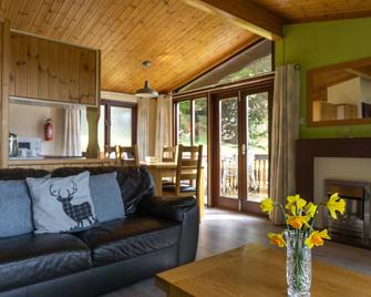 Linnhe Lochside Holidays - Fort William - Huiskamer