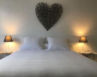 Maison Ladeveze - Saint-Galmier - Bedroom