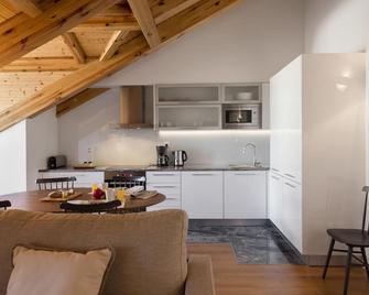 Lisbon Serviced Apartments - Baixa Castelo - Lisbona - Cucina
