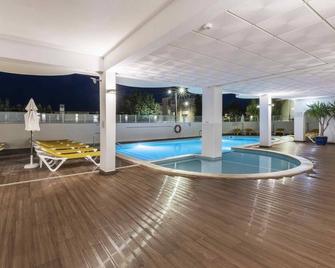 Alvormar Apartamentos Turisticos - Alvor - Zwembad