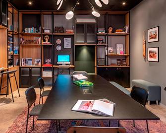 Moxy Glasgow Merchant City - Glasgow - Dining room