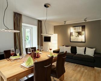Paleo Finest Serviced Apartments - Munich - Dining room