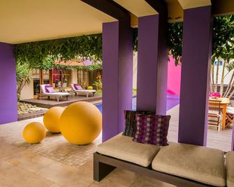 Apart-Hotel Casa Serena - Guatemala-stad - Binnenhof