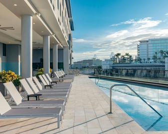Aloft San Juan - San Juan - Piscina