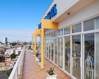 Personal Hotel - Macaé - Balcony
