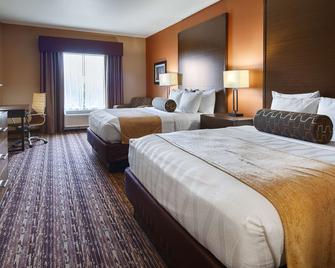 Best Western Plus Elmendorf Hotel - Elmendorf - Bedroom