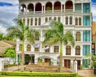 Hotel Clarion - Colombo - Building