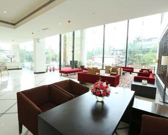 The Lily Hotel - Gauhati - Lobby