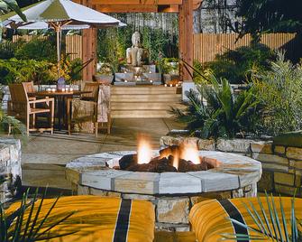 Tradewinds Carmel - Carmel-by-the-Sea - Patio