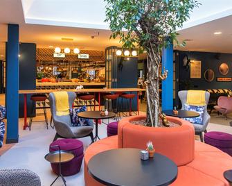 B&B HOTEL Brussels Centre Louise - Brussel - Bar