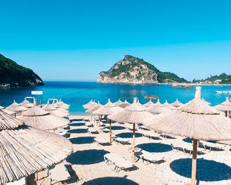 Akrotiri Beach - Palaiokastritsa - Strand