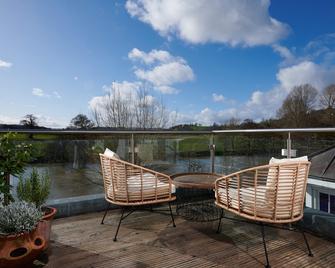The Boathouse - Bath - Balcony