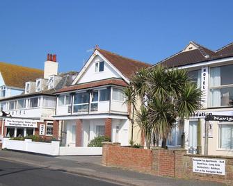 Navigator Hotel - Bognor Regis - Building