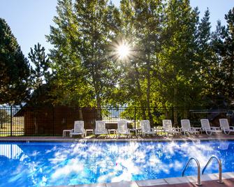 Rams Horn Village Resort - Estes Park - Piscina