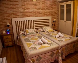 Posada de Peregrinos - Toledo - Bedroom
